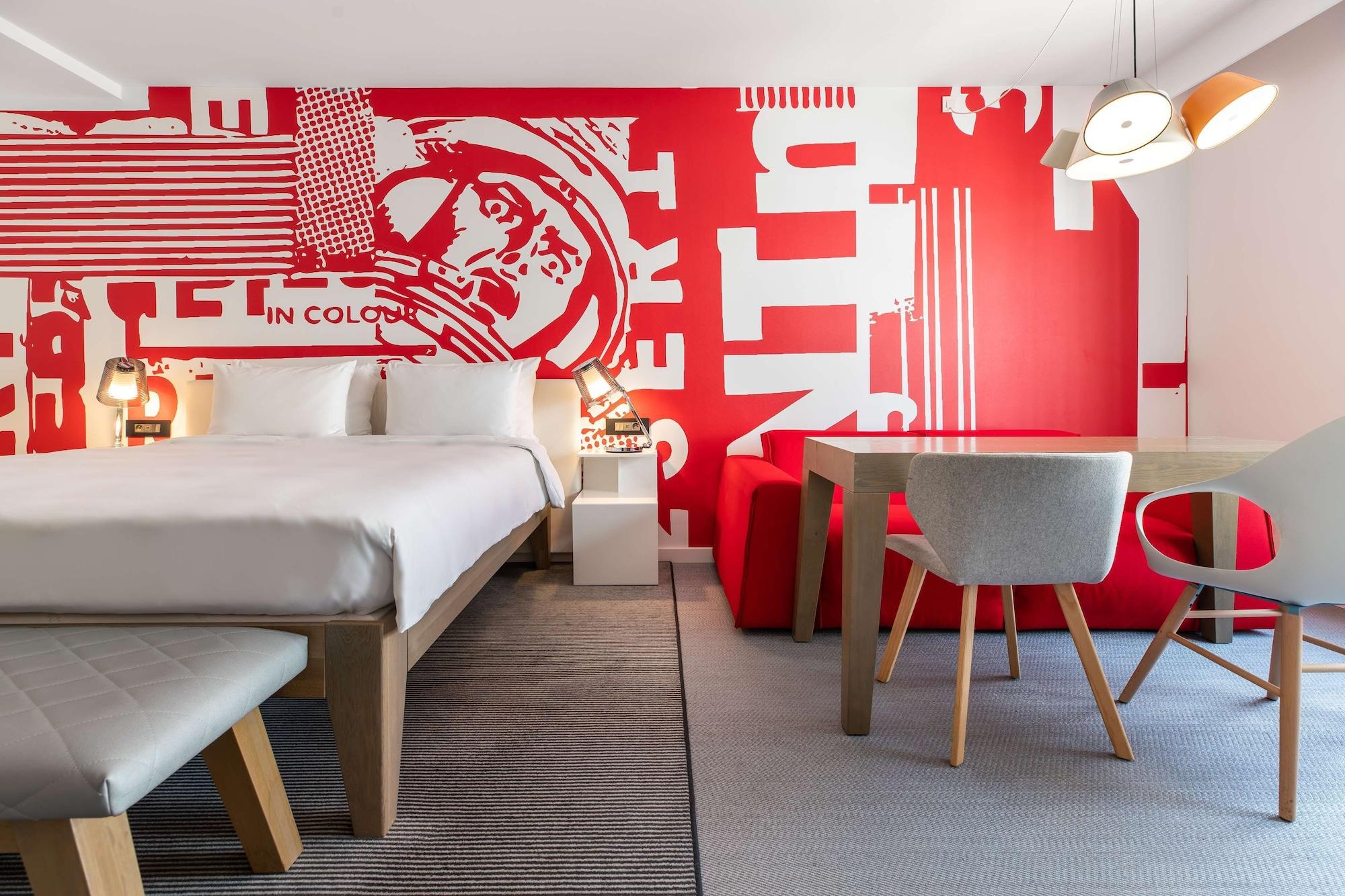 Radisson Red Brussels Hotell Eksteriør bilde