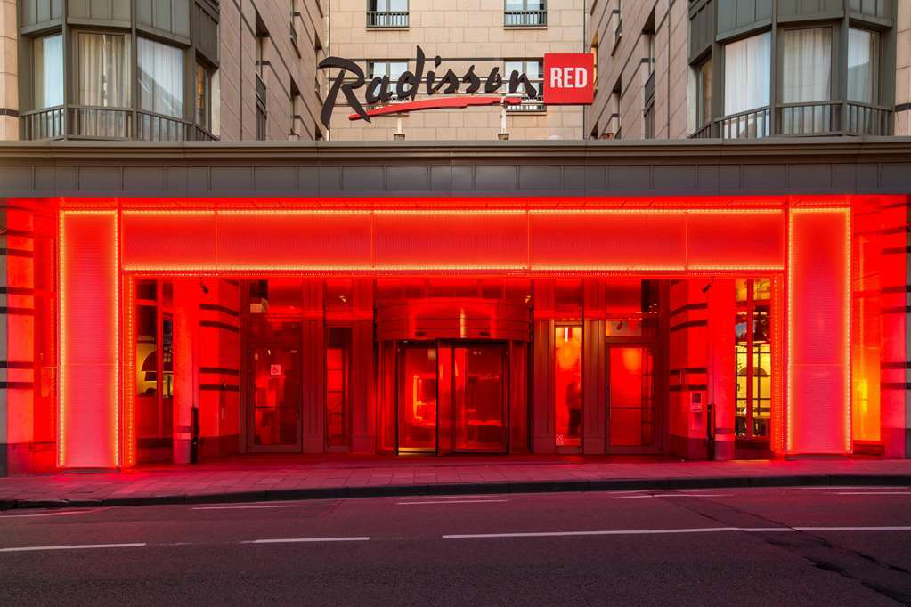 Radisson Red Brussels Hotell Eksteriør bilde
